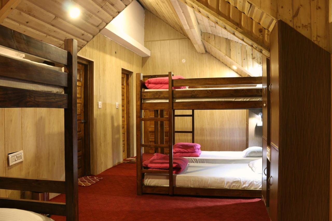 Utopia Hostels Dharamkot Mcleodganj Dharamshala Exterior foto